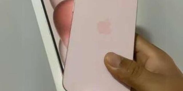 Apple iPhone 15 (128 GB) — Rosa