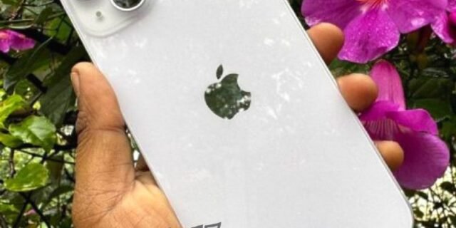 Apple iPhone 14 – 128 GB (2 Cores)