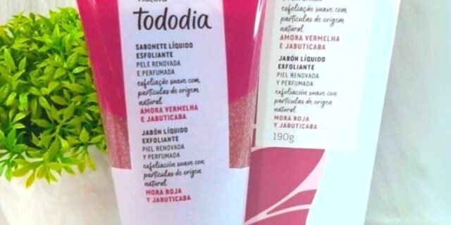 Sabonete Líquido Corporal Esfoliante Tododia Amora Vermelha e Jabuticaba 100g