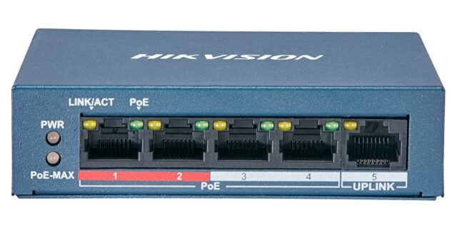Switch Hikvision 4 Portas POE 1 Porta RJ10 DS-3E0105P-E/M