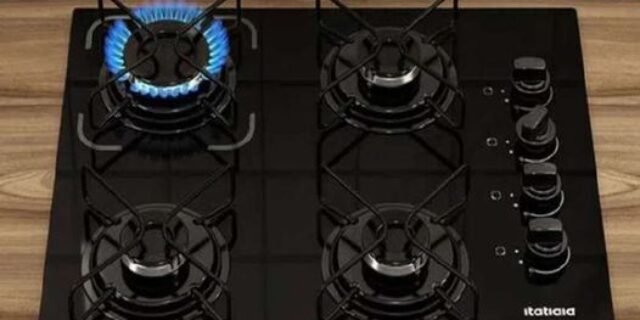 Cooktop 4 Bocas Itatiaia Essencial Preto Bivolt