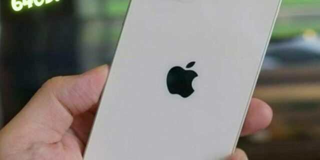 Apple iPhone 12 (64 GB)