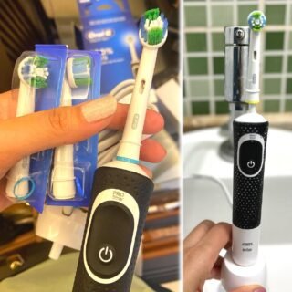 Escova Eléctrica Recarregável + Refis Precision Clean 3 Unidades Oral-B Vitality