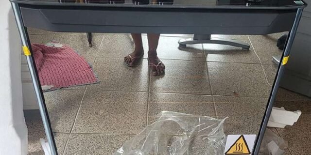 Fogão 5 bocas Dako Magister Style com Mesa de Vidro e Tripla Chama – Bivolt