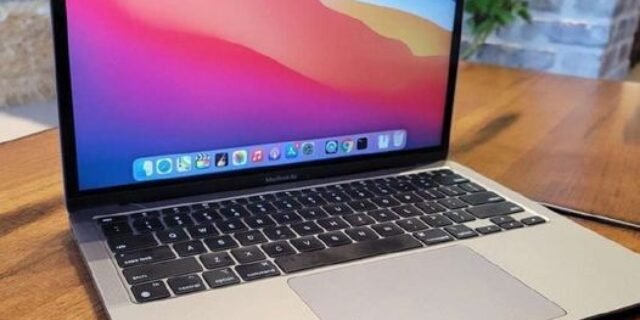 Apple notebook MacBook Air13″ M1 Apple CPU 8 core e GPU 7 core 8 GB RAM 256 GB