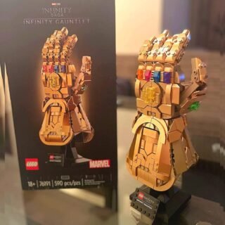 LEGO® Marvel Manopla do Infinito; Kit de Construção (590 peças)