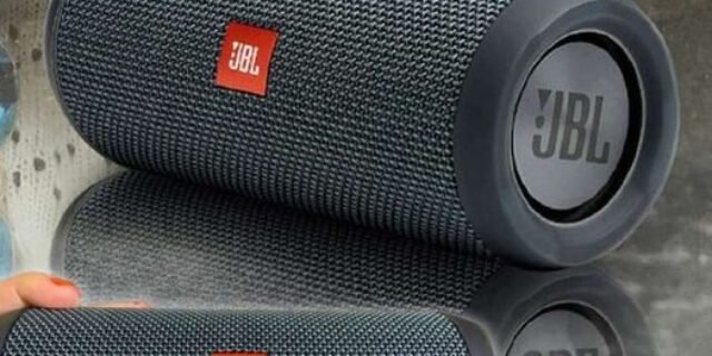 Caixa de Som Bluetooth JBL Flip Essential 2 20W – Preta