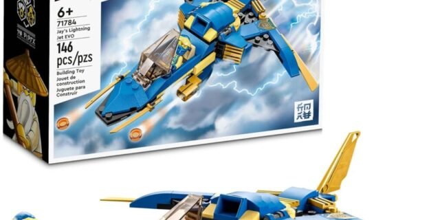 LEGO NINJAGO Jato Relâmpago EVO do Jay 71784; Conjunto de Construção (146 Peças)