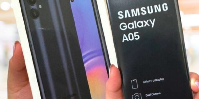 Smartphone Samsung Galaxy A05 128GB 4G 4GB RAM