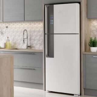 Geladeira inverter no frost Electrolux Top Freezer IF55 branca com freezer 431L 127V