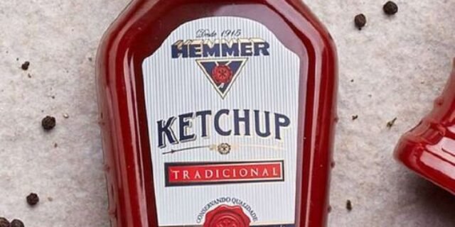Hemmer Ketchup Tradicional Bisnaga 320g