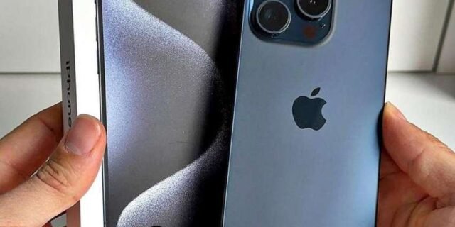 Apple iPhone 15 Pro (128 GB)