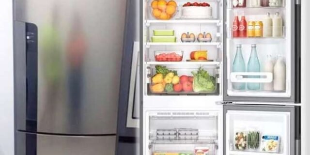 Geladeira frost free Consul CRE44A inox com freezer 397L 220V