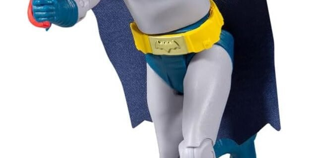 DC McFarlane – Boneco Batman Unmasked