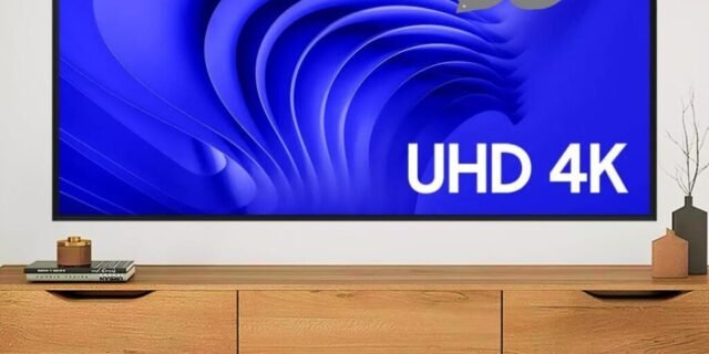 Smart TV 55” 4K UHD LED Samsung 55DU7700