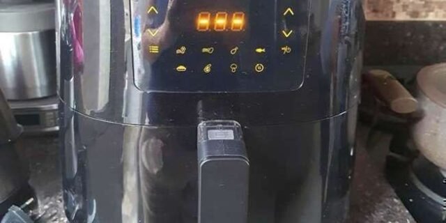 Philips Walita Preta Fritadeira Airfryer Essential XL Digital, 6.2L