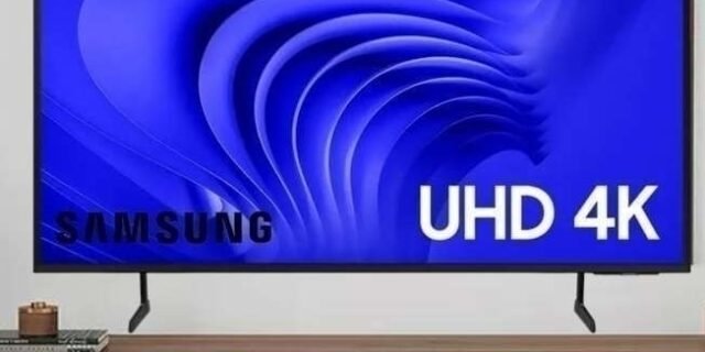 Samsung Smart TV 50″ UHD 4K 50DU7700