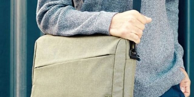 Mochila Transversal Lenovo Casual Verde T210 Até 15.6″ Para Notebook