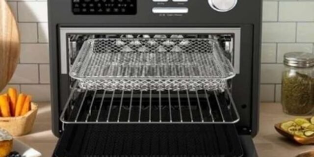 Forno e Fryer 15L Oster Multifunções Compact 10 em 1-127V