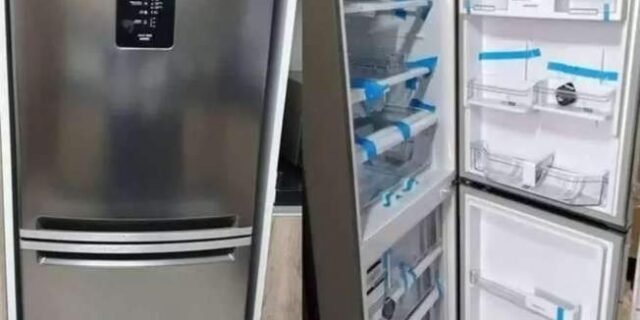 Geladeira inverter frost free Brastemp BRE57FK inox com freezer 447L