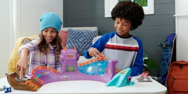 Hot Wheels Skate Pista de Brinquedo Skatepark de Polvo