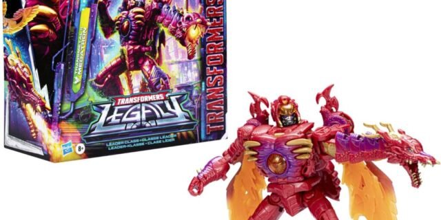 Boneco Transformers Generations Legacy – Figura 19 cm com Acessório – Megatron – F3063 – Hasbro