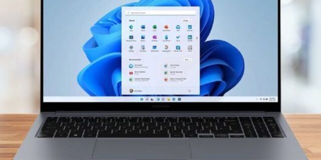 Notebook Samsung Galaxy Book4 Intel Core i5 8GB RAM SSD 256GB 15,6″ Full HD Windows 11