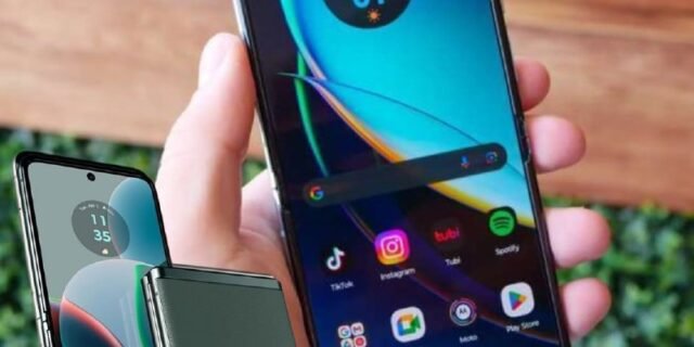 Smartphone Motorola Razr 40 5G 256 GB 8 GB RAM