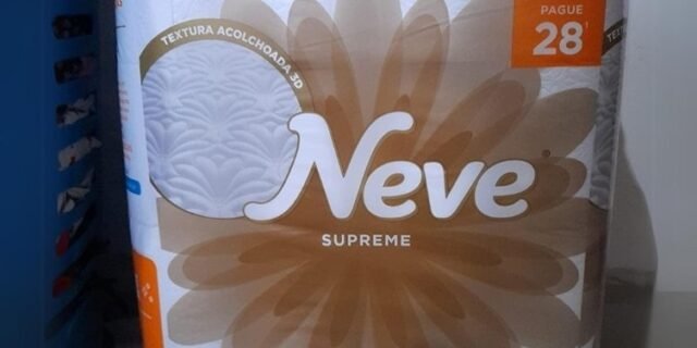 Neve Papel Higiênico Supreme Folha Tripla, 20m 24 rolos