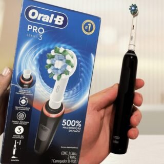 Oral-B PRO Series 3 Escova de dentes elétrica com cabo recarregáve