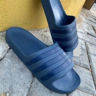 Chinelo Adilette Aqua adidas