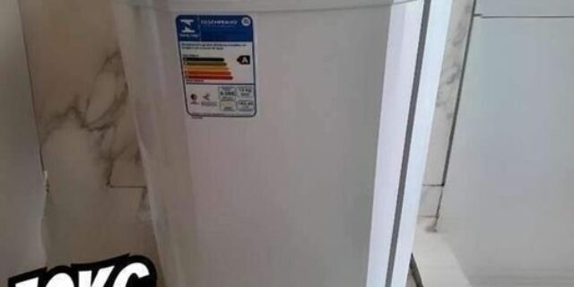 Colormaq Maquina De Lavar Roupa Semi Automatica Tanquinho 10kg Lcs10 Branco 220v