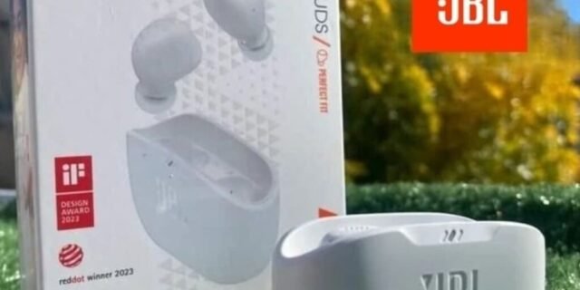 Fones de ouvido True Wireless JBL Wave Buds Branco