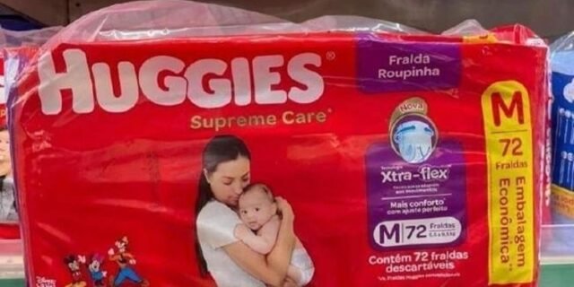 Huggies Fralda Roupinha Supreme Care M 72 Un