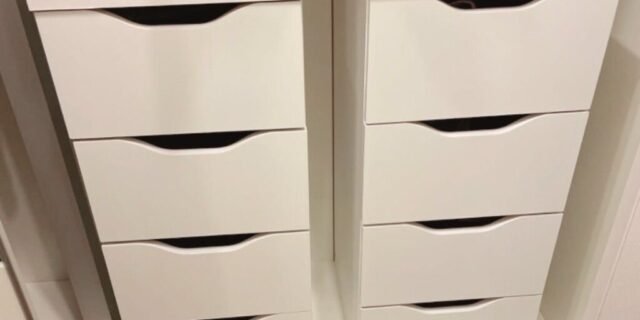 GAVETEIRO MULTIUSO COM 4 GAVETAS