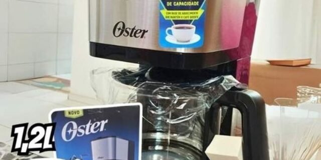 Cafeteira Oster Inox, 1,2L, 110V, Preto/Inox, 750W, OCAF600