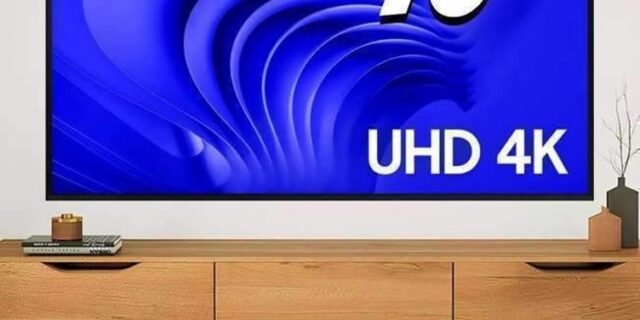 Samsung Smart TV 70″ UHD 4K 70DU7700