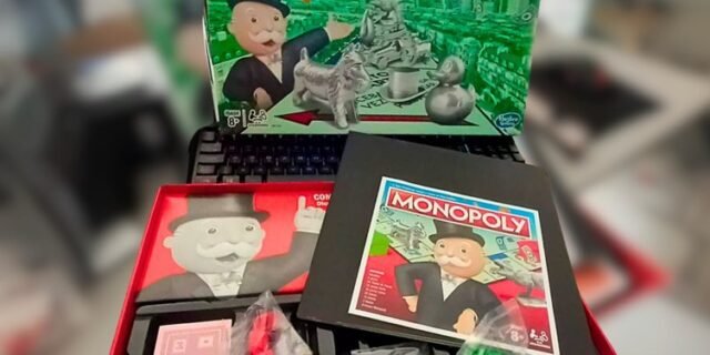 Hasbro Gaming, Jogo de tabuleiro Monopoly