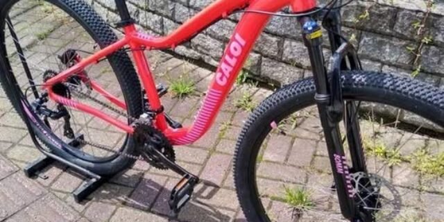 Bicicleta Caloi Evora TP CALOI EVORA TP A22 Vermelho