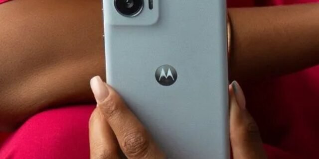 Smartphone Motorola Edge 50 Fusion 256GB 5G 16GB RAM