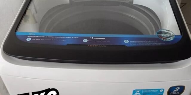 Lavadora de Roupas Midea 13kg Cesto Inox 13 Programas de Lavagem Branca Wave Agitator