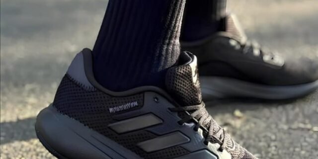 Tênis Adidas Response Runner