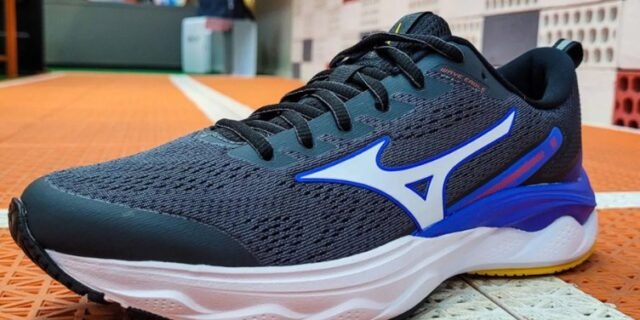 Tênis Mizuno Wave Eagle