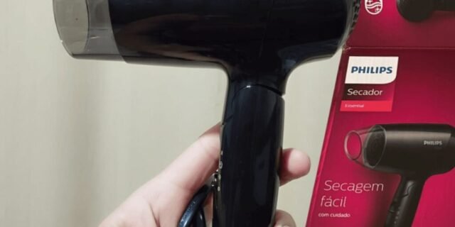 Philips Secador de Cabelo Compacto Essential, Tecnologia ThermoProtect 110V