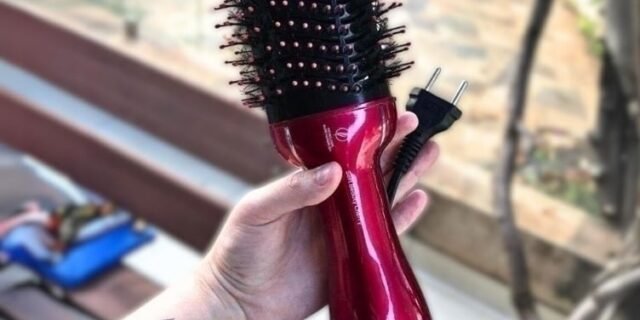 Escova Secadora de Cabelos Soft Beauty Cherry Philco Pec13 1300w 4 em 1