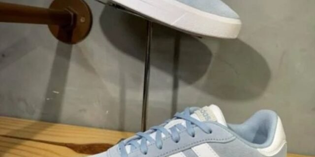 Tênis Casual Feminino Court Silk Com Forro Têxtil adidas