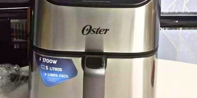 Fritadeira Elétrica Sem Óleo/air Fryer Oster Ofrt930 Inox E Preto Com Timer Inox 5l