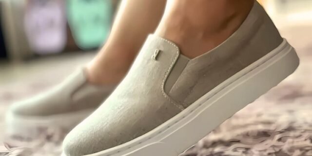 Tênis Slip On Santa Lolla Liso Bege