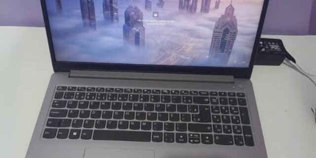 Notebook Lenovo Ideapad 1i Intel Core I5 – 8gb Ram Ssd 512gb Windows 11 15,6”