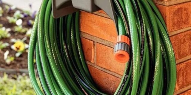 Mangueira De Jardim 20m Metros Marqs Home Reforçada Trançada Não Dobra